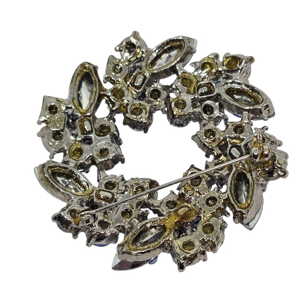 JP Blue Crystal Rhinestone‎ Wreath Brooch Pin Silver Tone Floral Design - Picture 3 of 3